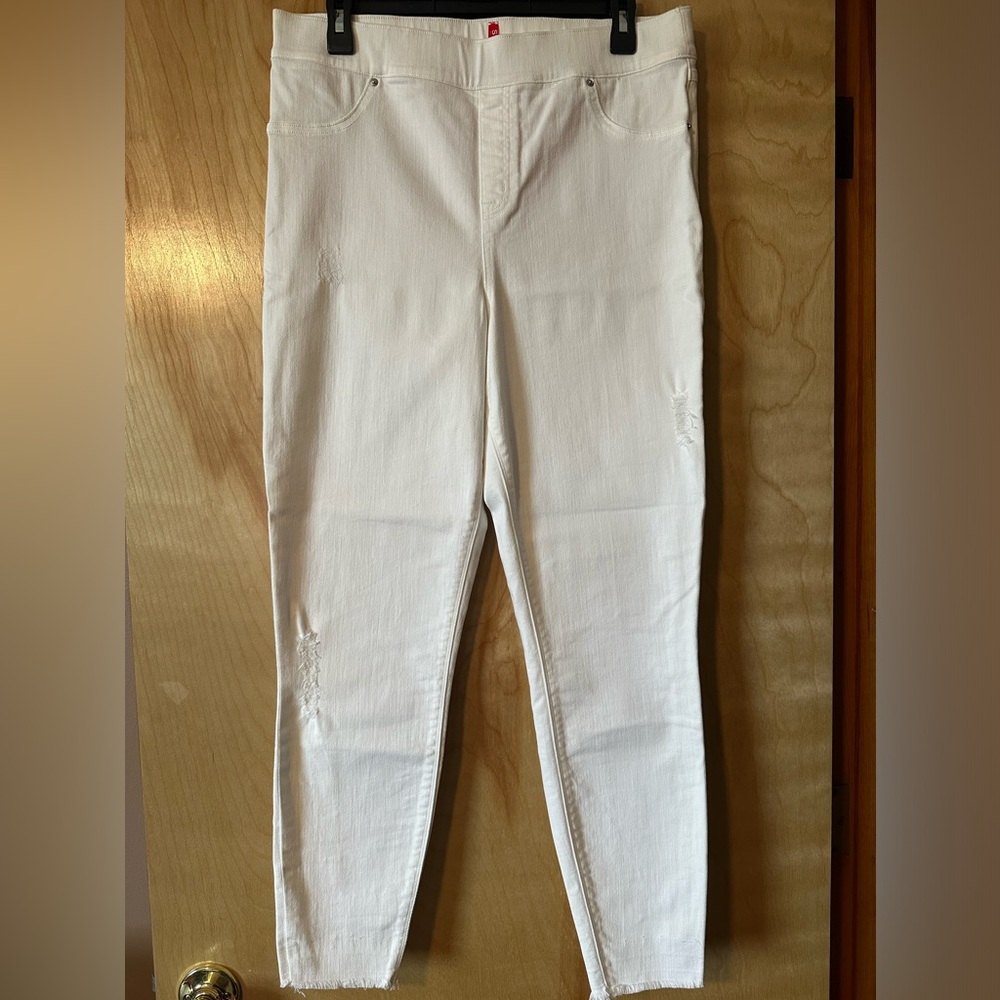 💕 Spanx 💕Jean-ish Women's White Jeans